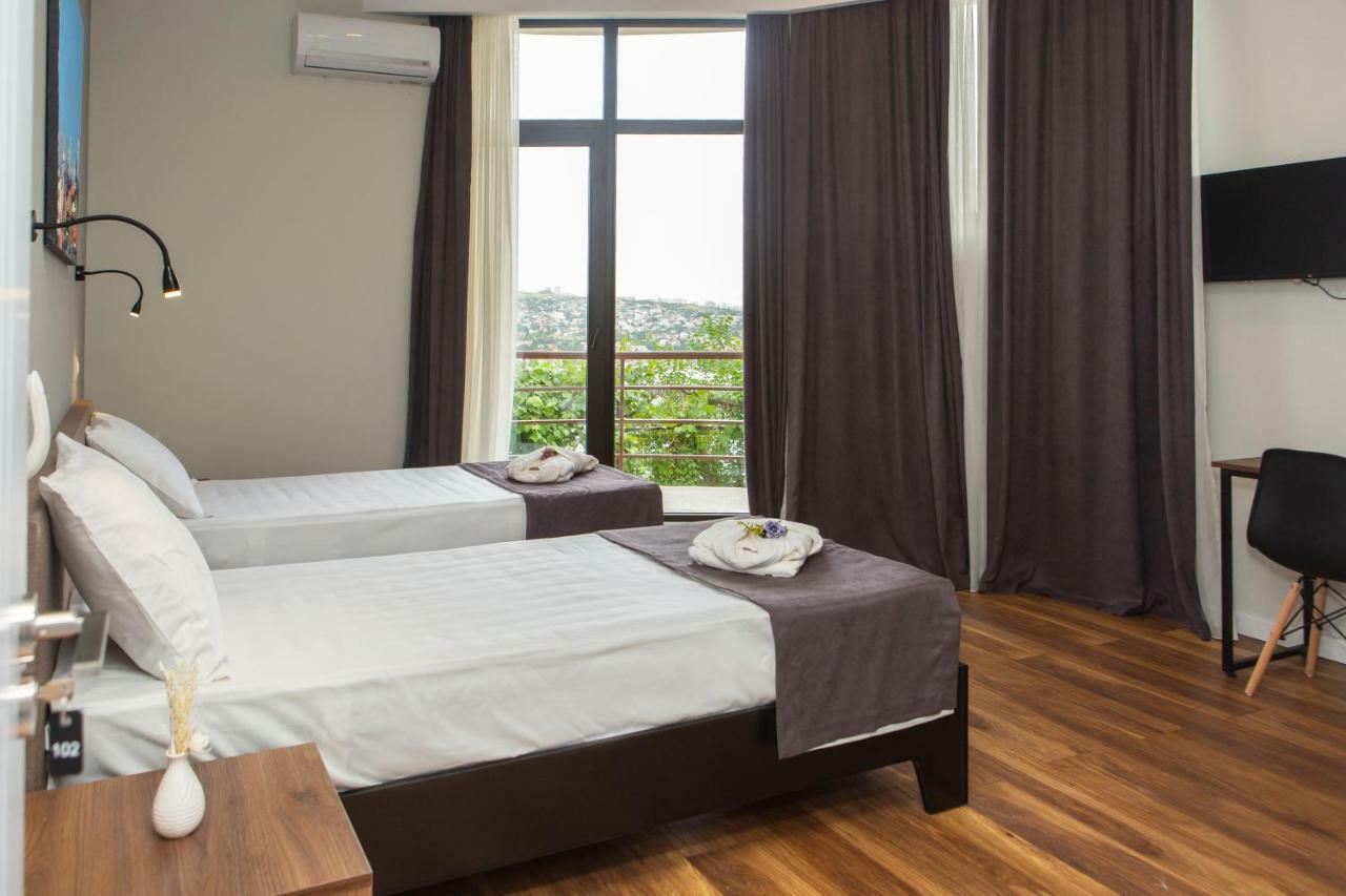Vista Hotel Tbilisi Exterior photo